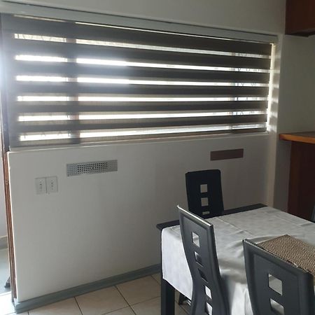 Stella Maris Apartment Amanzimtoti Exterior photo